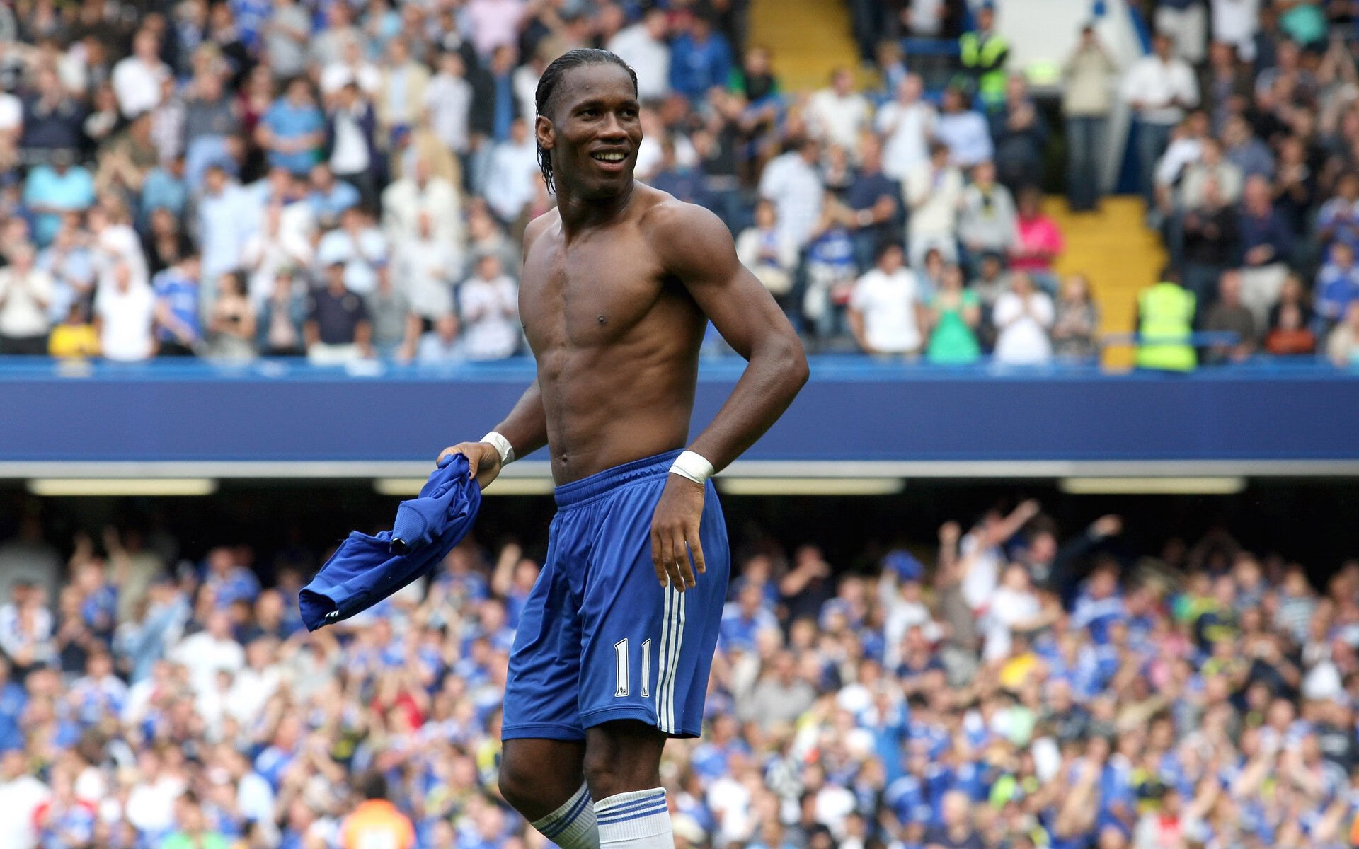 弗朗索瓦·霍尔茨豪伊泽：出色的跑位与无懈可击的防守反应，助力南非队取胜